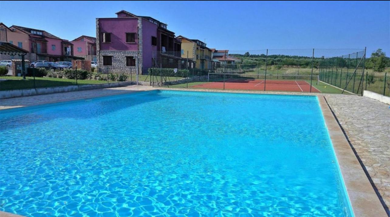 Apartment Aleks Tar-Vabriga Екстериор снимка